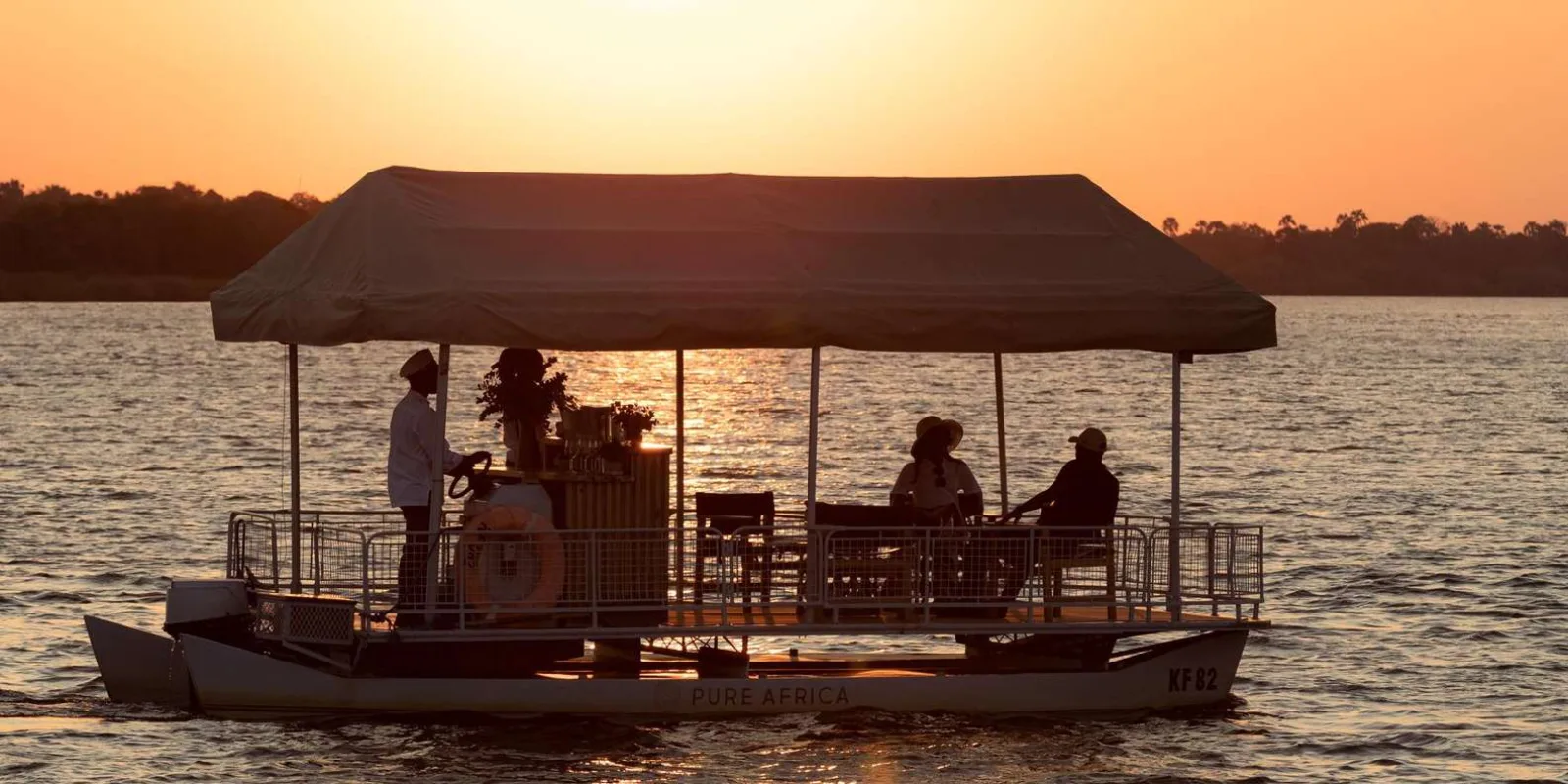 Victoria Falls: Private Sunset Cruise on the Zambezi River
